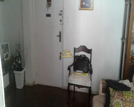 Apartamento à venda com 2 quartos, 62m² - Foto 6