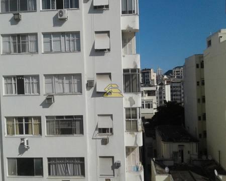 Apartamento à venda com 2 quartos, 62m² - Foto 18