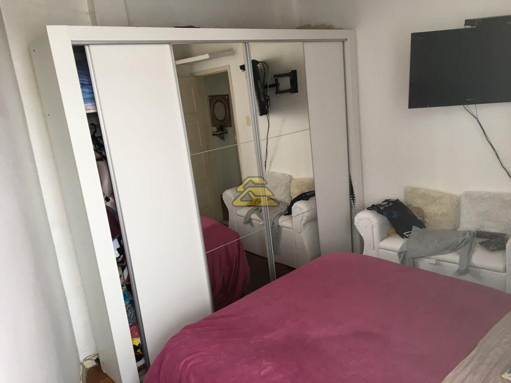 Apartamento à venda com 2 quartos, 62m² - Foto 12