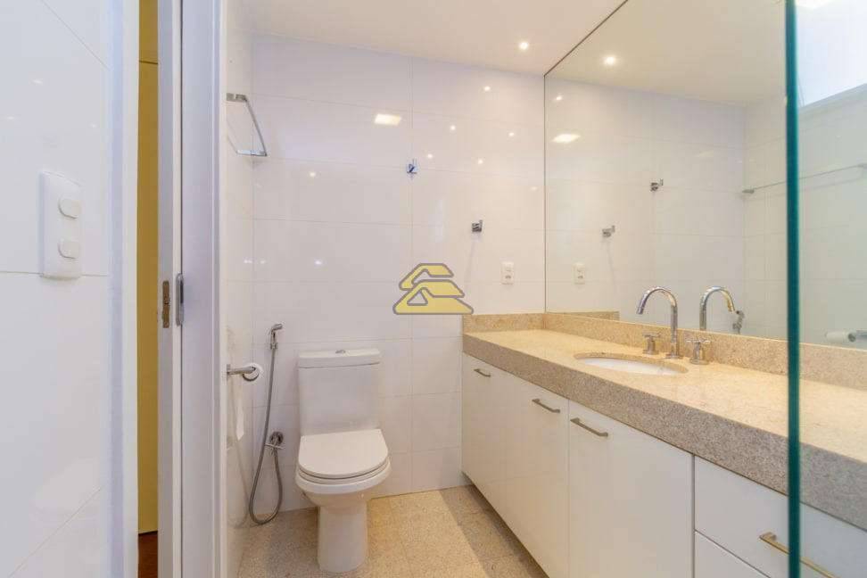 Apartamento à venda com 3 quartos, 199m² - Foto 8