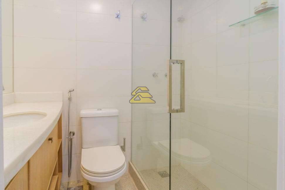 Apartamento à venda com 3 quartos, 199m² - Foto 18