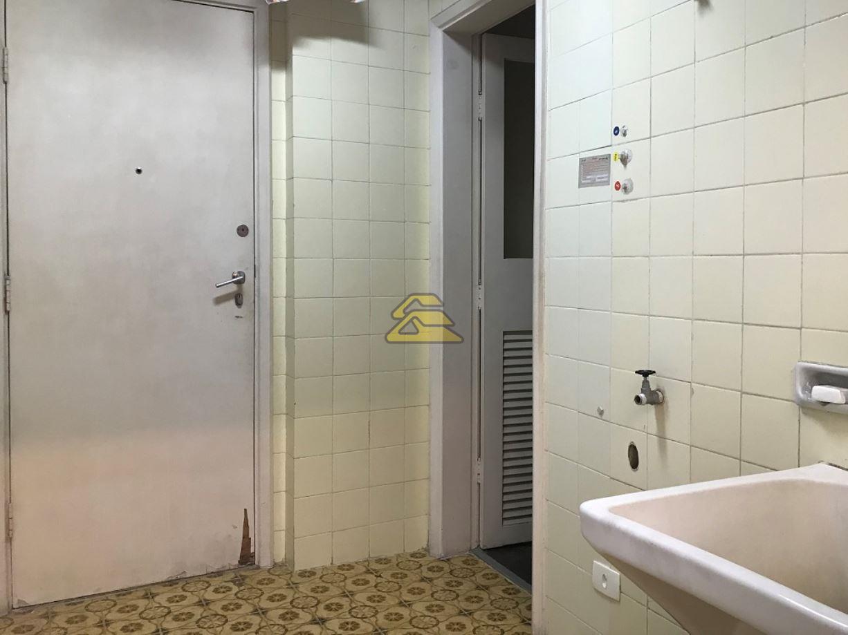 Apartamento à venda com 3 quartos, 150m² - Foto 23