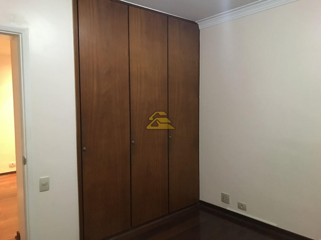 Apartamento à venda com 3 quartos, 150m² - Foto 15