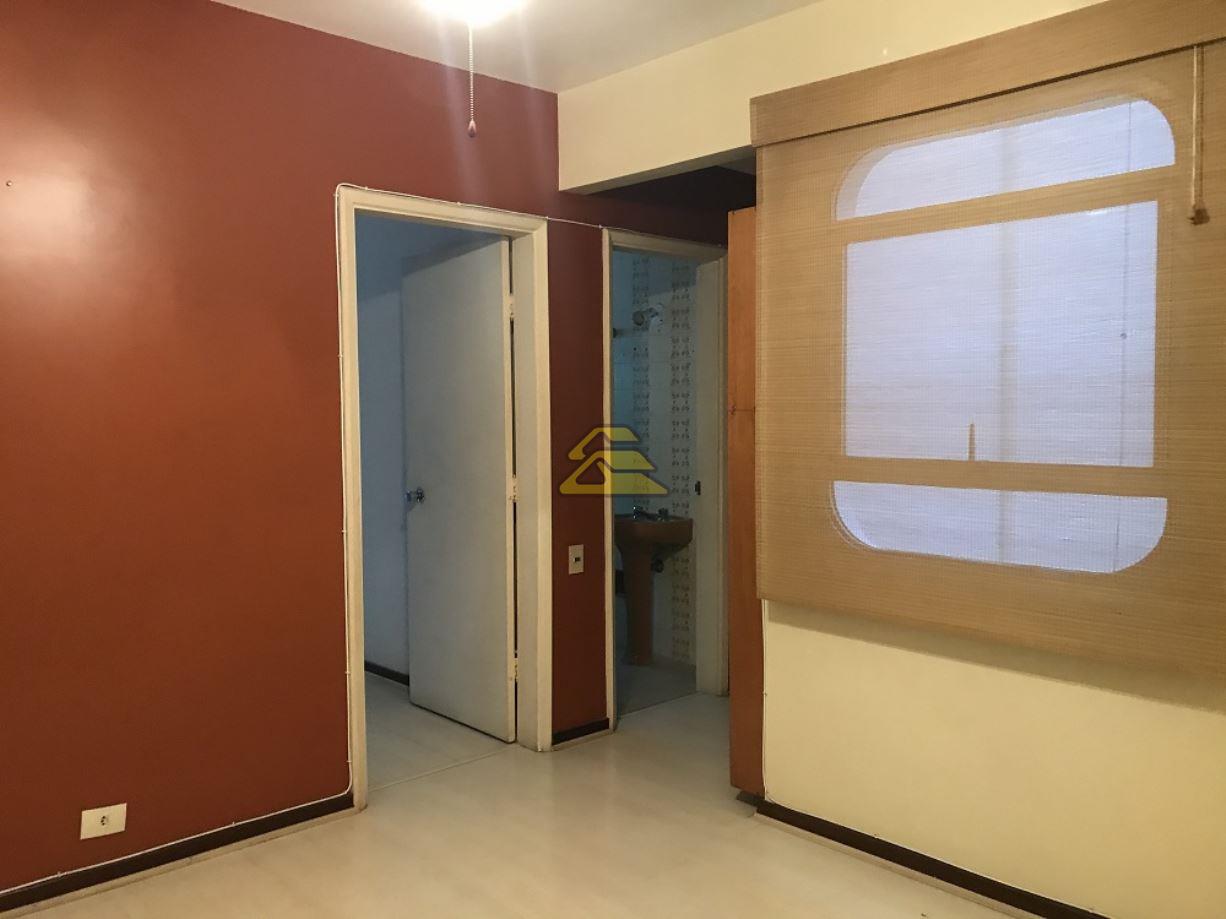 Apartamento à venda com 3 quartos, 150m² - Foto 7