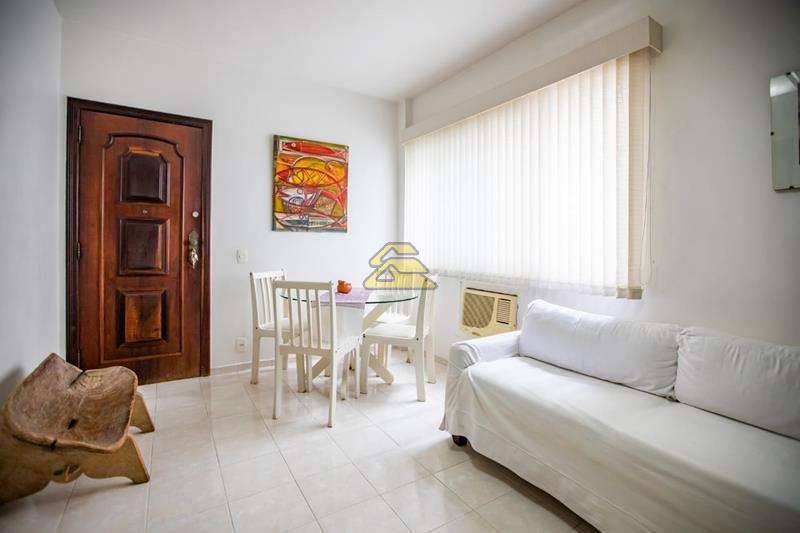 Apartamento à venda com 2 quartos, 60m² - Foto 1