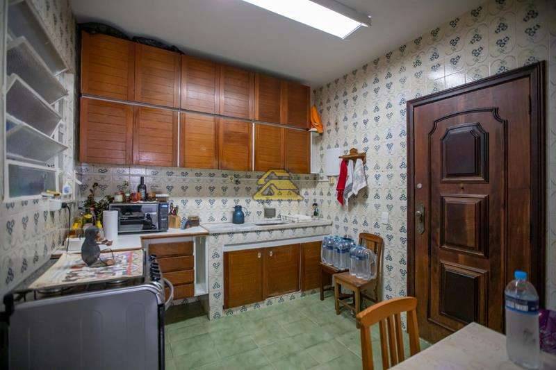 Apartamento à venda com 2 quartos, 60m² - Foto 16