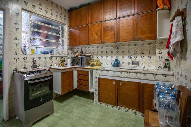 Apartamento à venda com 2 quartos, 60m² - Foto 17