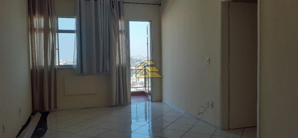 Apartamento à venda com 3 quartos, 95m² - Foto 3