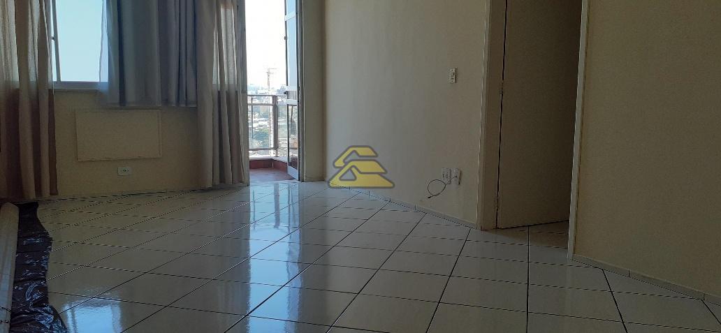 Apartamento à venda com 3 quartos, 95m² - Foto 1