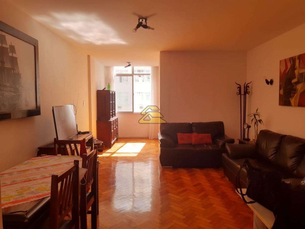 Apartamento à venda com 3 quartos, 107m² - Foto 1