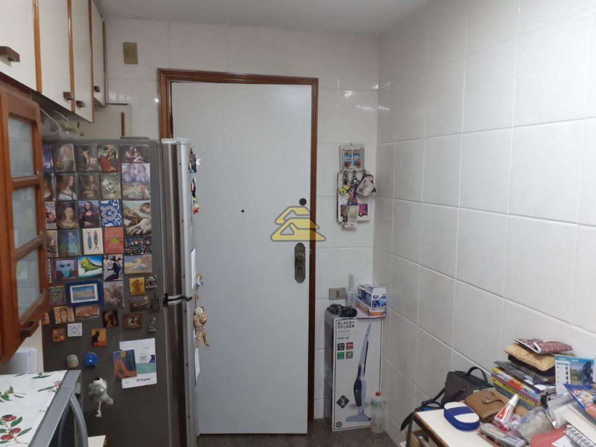 Apartamento à venda com 4 quartos, 202m² - Foto 20