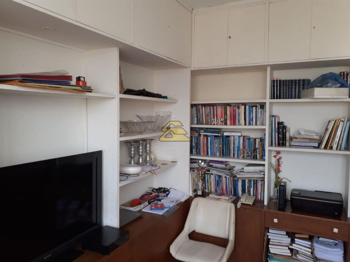 Apartamento à venda com 4 quartos, 202m² - Foto 15