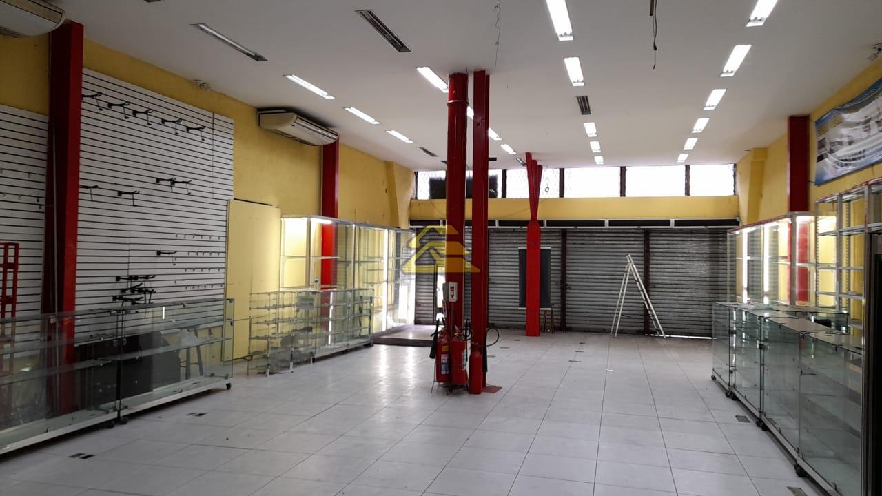 Prédio Inteiro à venda, 800m² - Foto 1