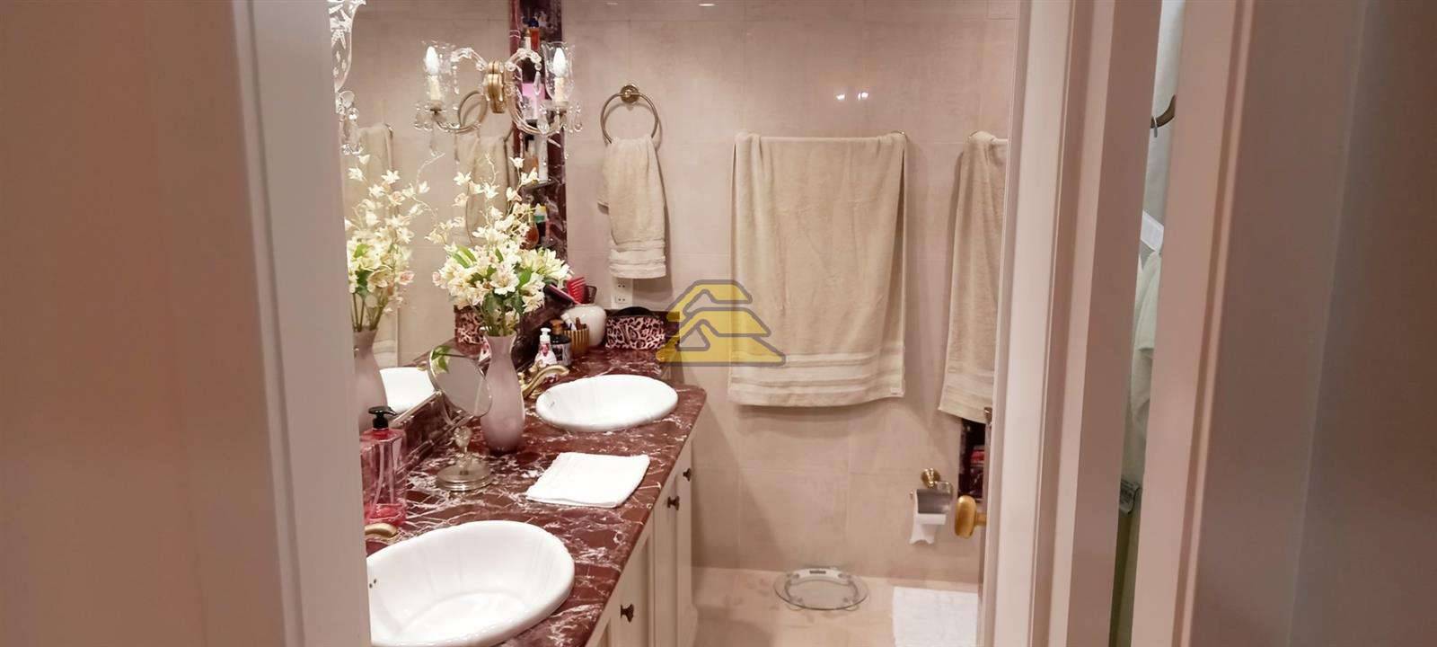 Apartamento à venda com 4 quartos, 330m² - Foto 17