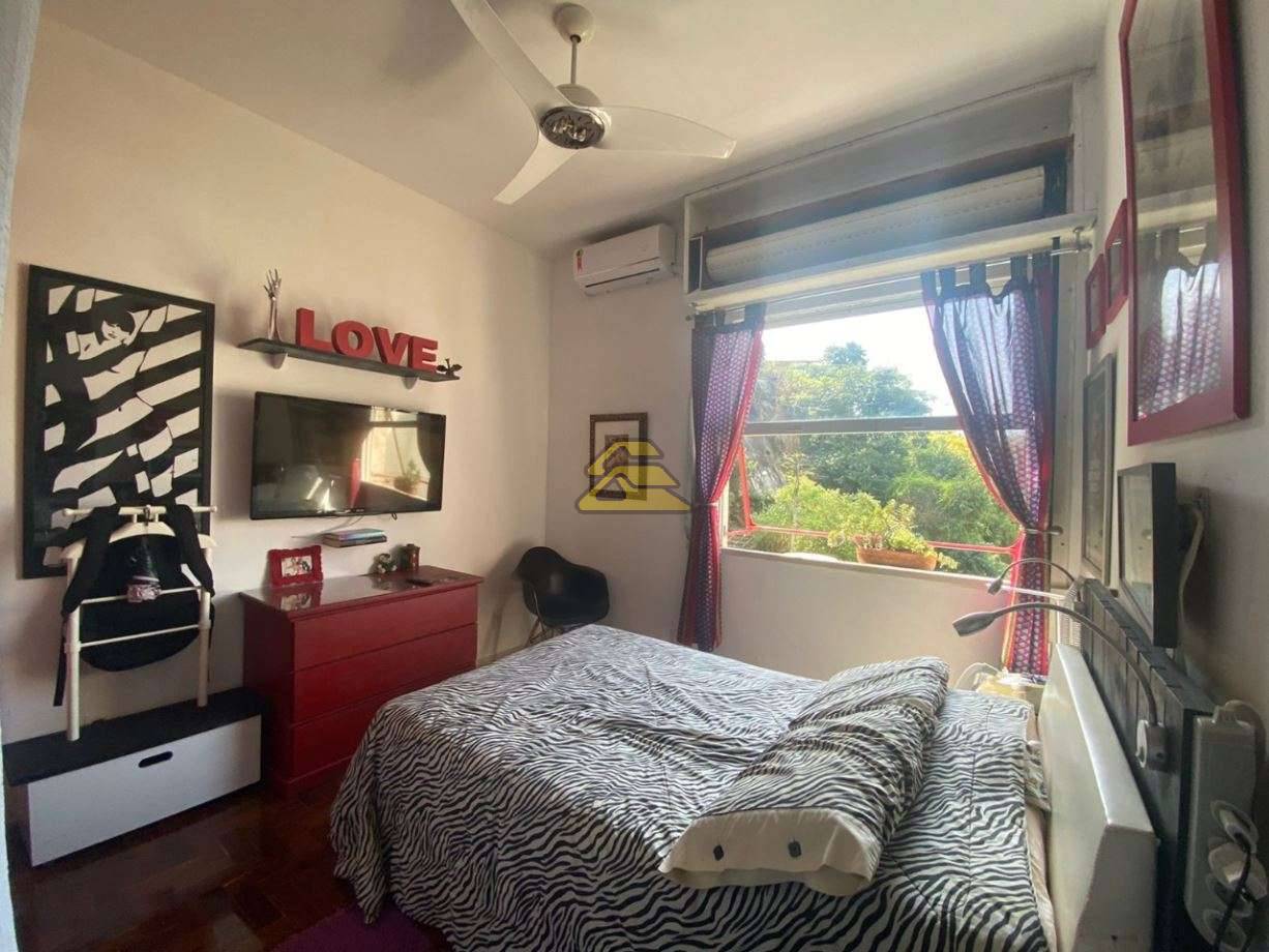 Apartamento à venda com 3 quartos, 87m² - Foto 11