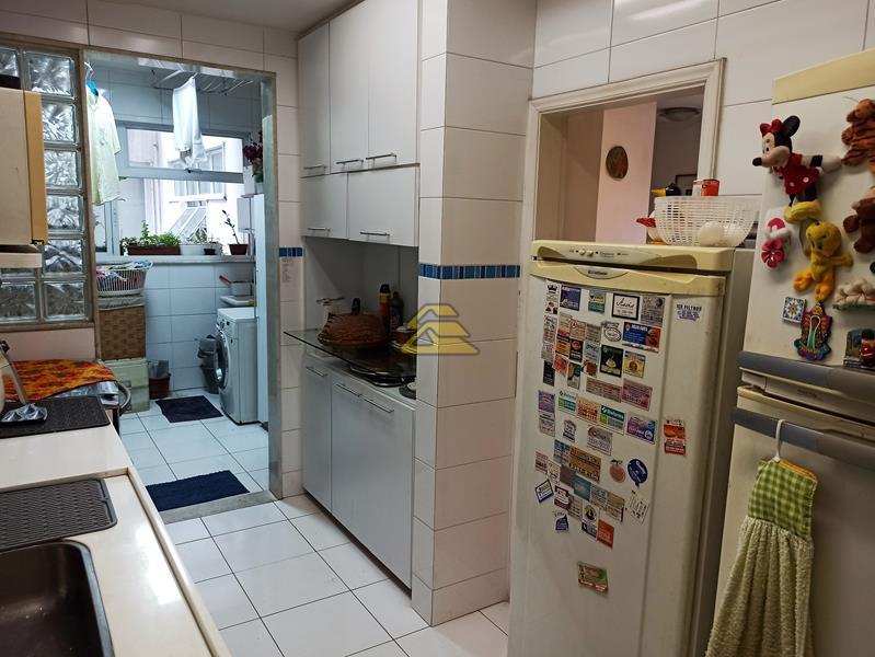 Apartamento à venda com 4 quartos, 184m² - Foto 30