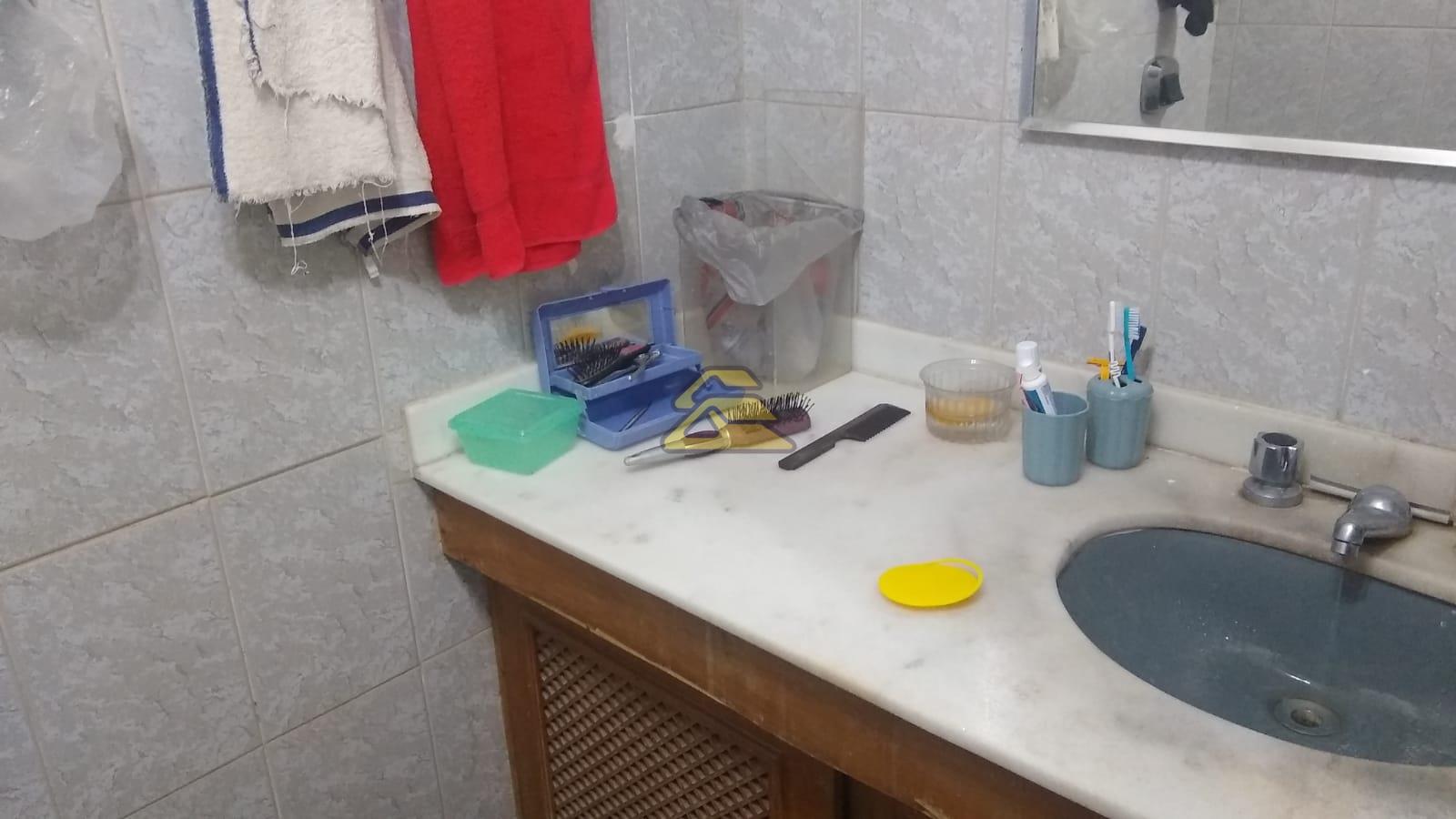 Apartamento à venda com 3 quartos, 174m² - Foto 12