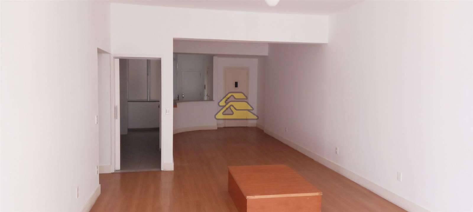 Apartamento à venda com 3 quartos, 130m² - Foto 5