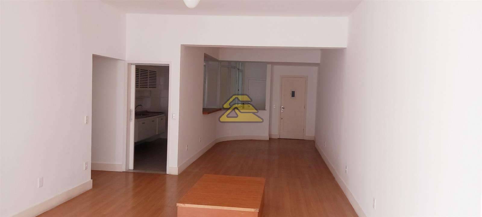 Apartamento à venda com 3 quartos, 130m² - Foto 7