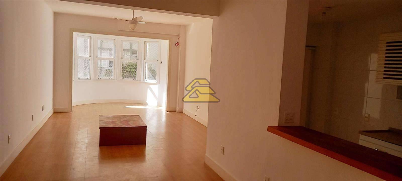 Apartamento à venda com 3 quartos, 130m² - Foto 9