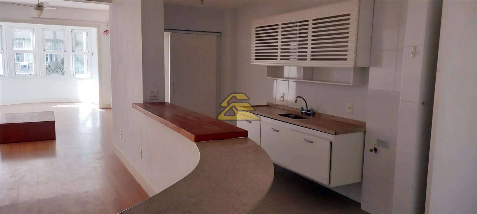 Apartamento à venda com 3 quartos, 130m² - Foto 28