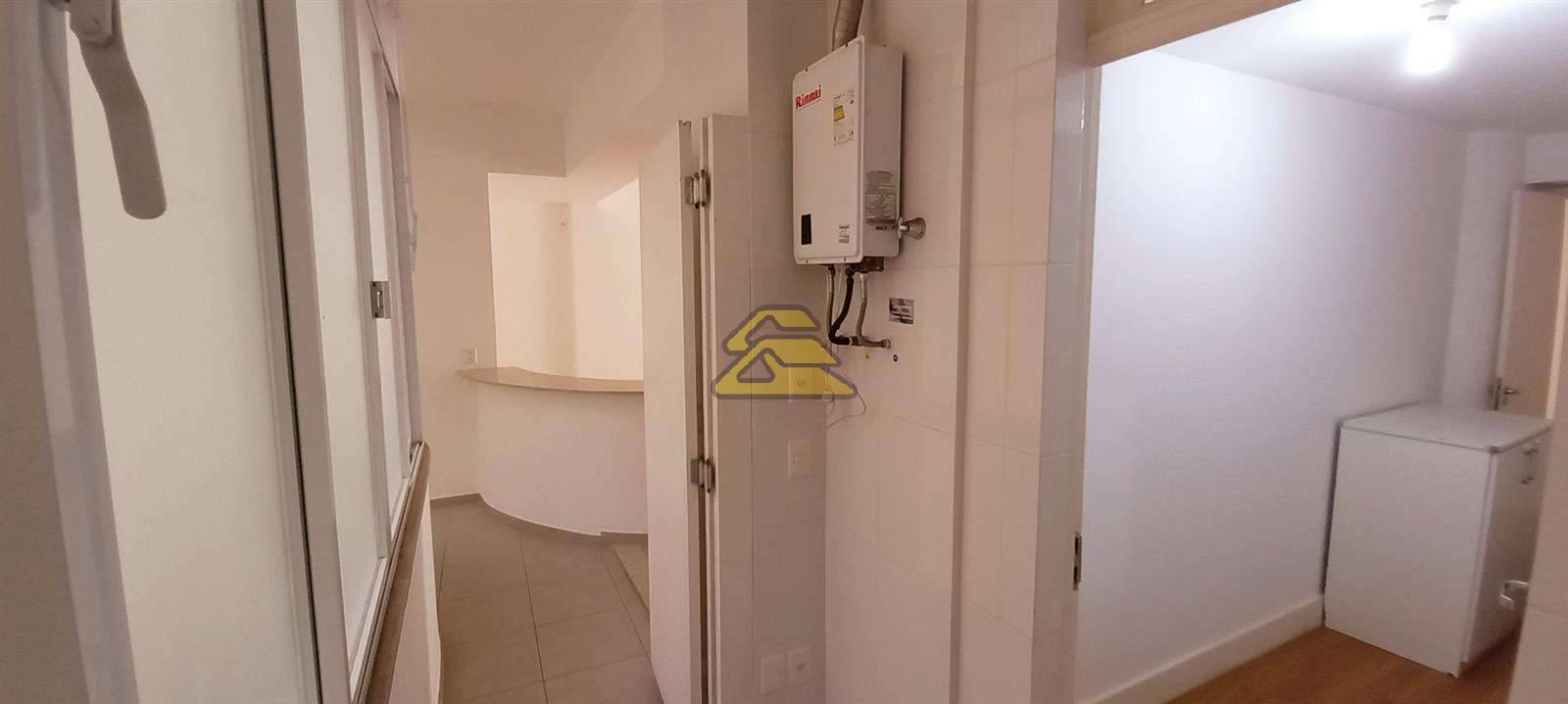 Apartamento à venda com 3 quartos, 130m² - Foto 37