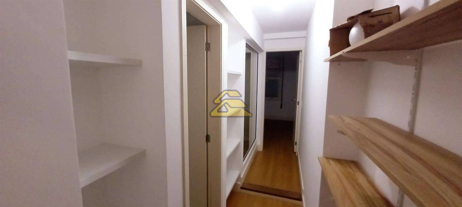 Apartamento à venda com 3 quartos, 130m² - Foto 11