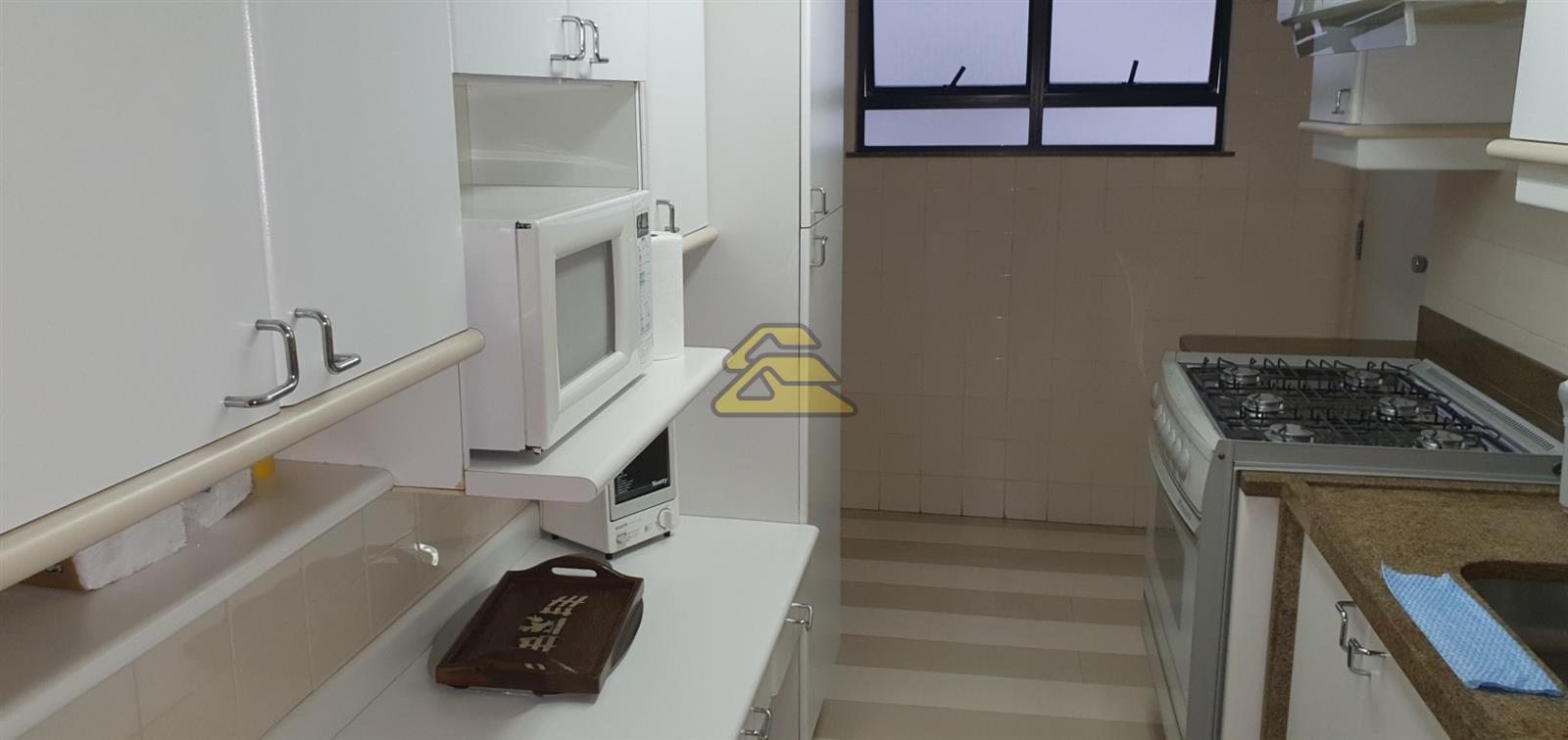 Apartamento à venda com 3 quartos, 114m² - Foto 19