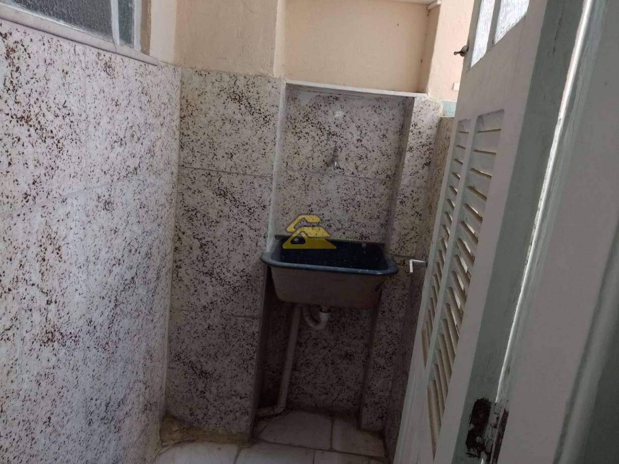 Apartamento à venda com 1 quarto, 46m² - Foto 11