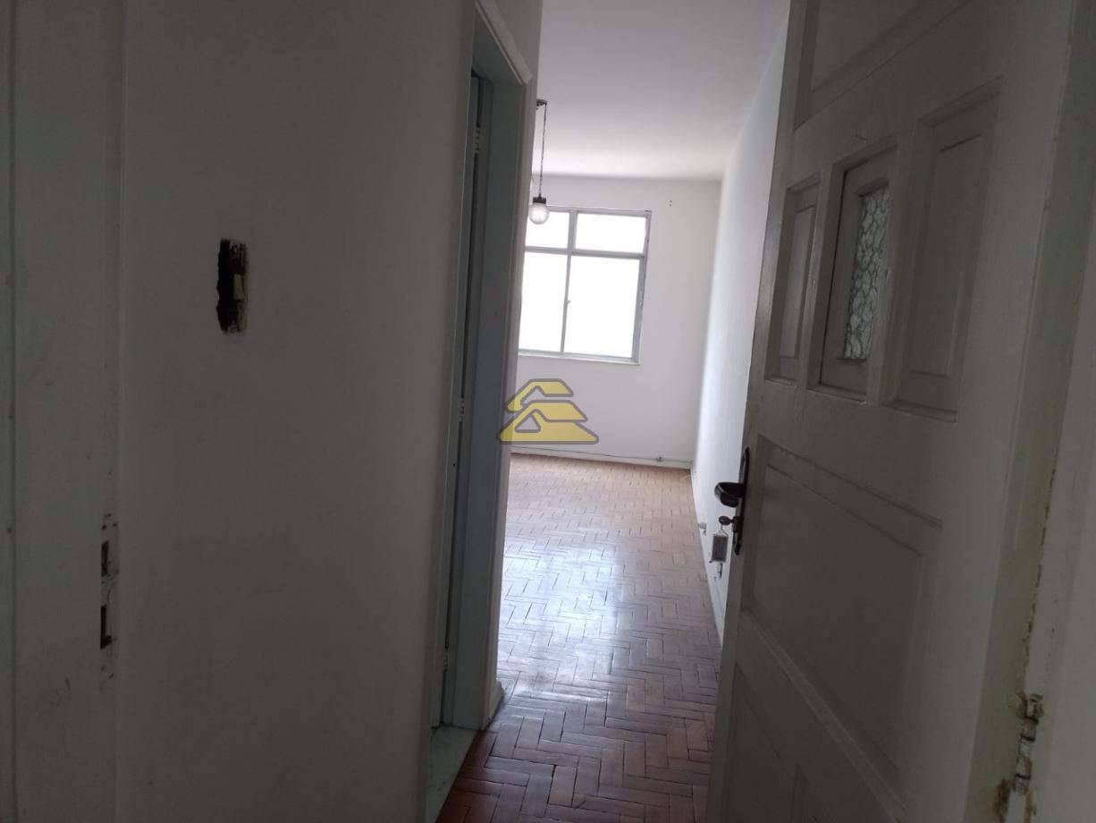 Apartamento à venda com 1 quarto, 46m² - Foto 8