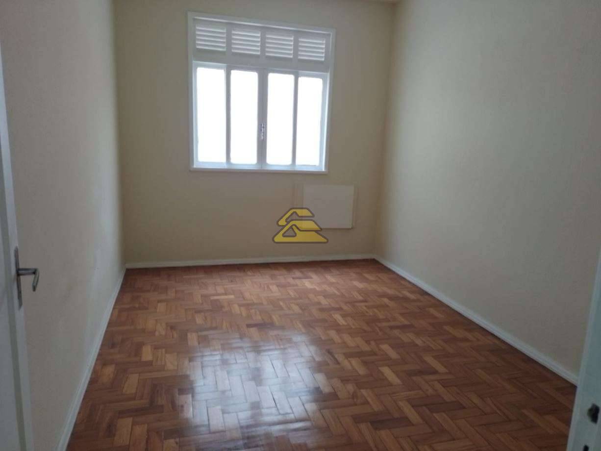 Apartamento à venda com 1 quarto, 46m² - Foto 1