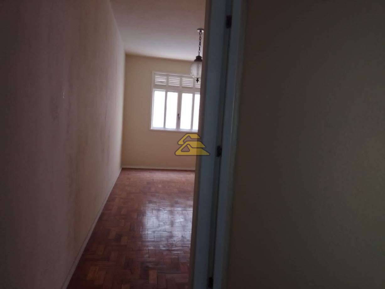 Apartamento à venda com 1 quarto, 46m² - Foto 4