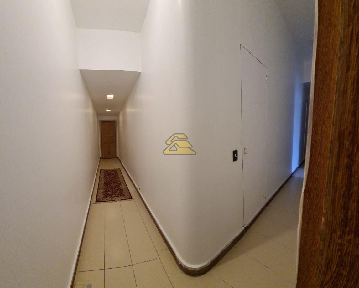 Apartamento à venda com 3 quartos, 180m² - Foto 9