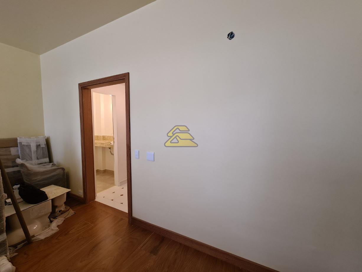 Apartamento à venda com 3 quartos, 180m² - Foto 8