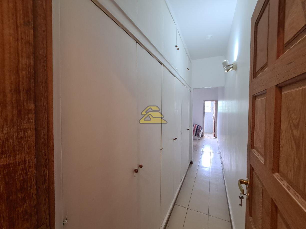 Apartamento à venda com 3 quartos, 180m² - Foto 10