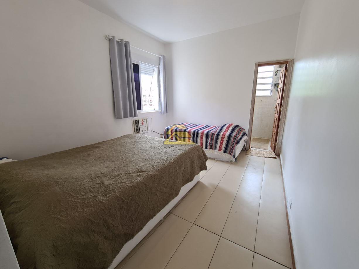 Apartamento à venda com 3 quartos, 180m² - Foto 3