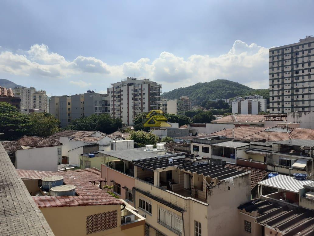 Apartamento à venda com 4 quartos, 183m² - Foto 32