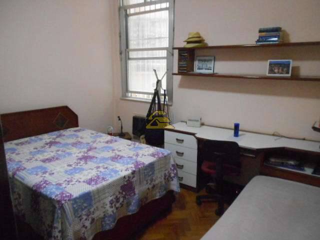 Apartamento à venda com 3 quartos, 100m² - Foto 12