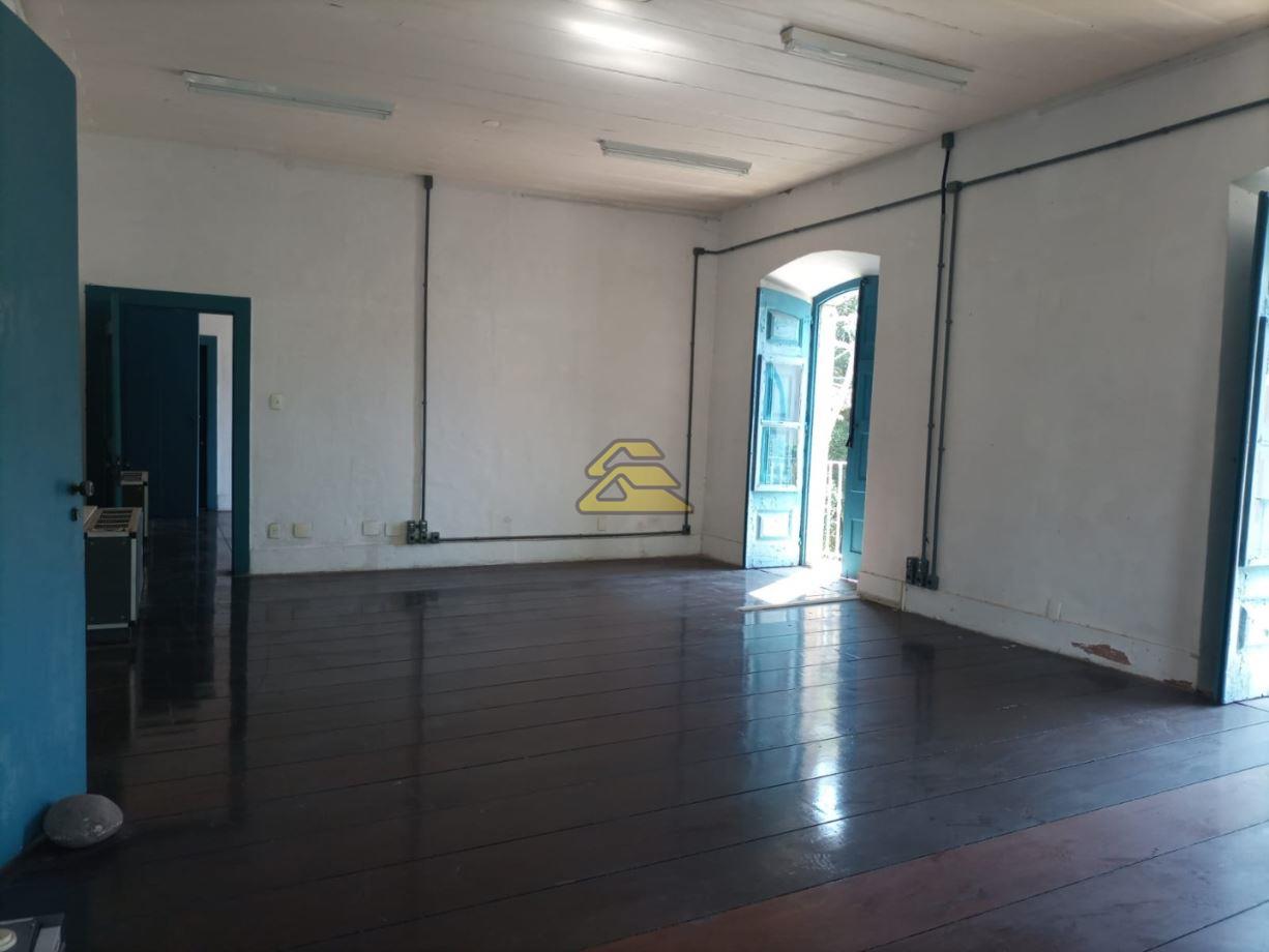 Prédio Inteiro para alugar, 800m² - Foto 18