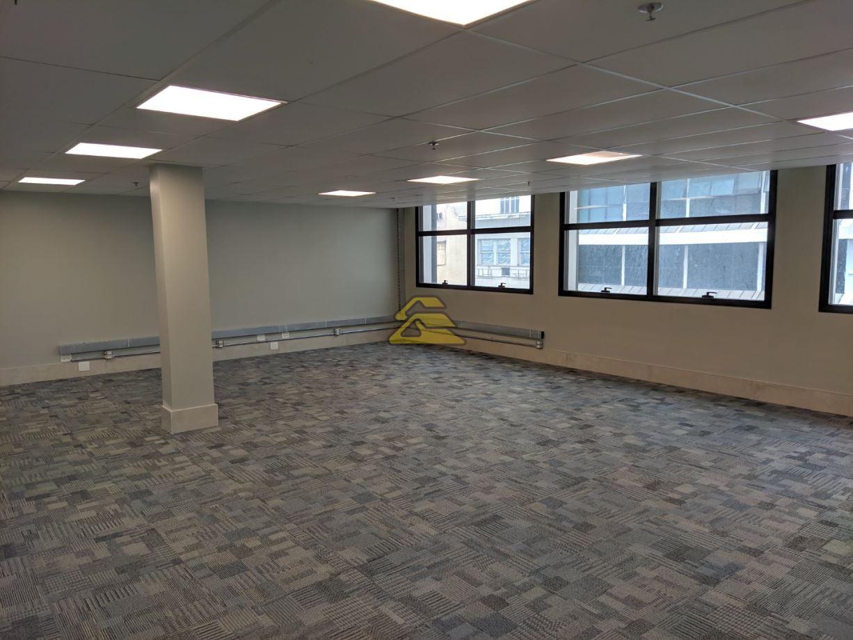 Prédio Inteiro para alugar, 2100m² - Foto 1