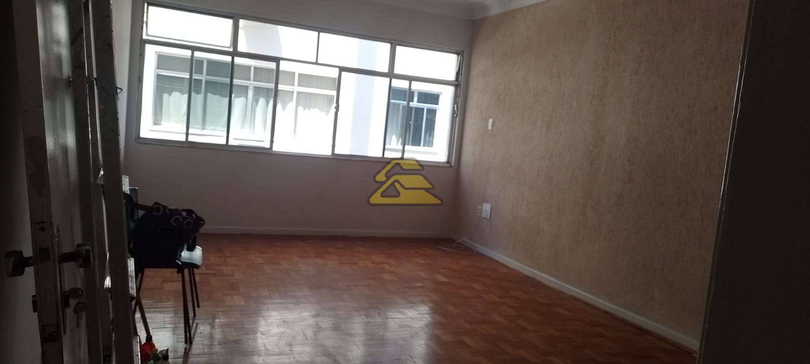 Apartamento à venda com 3 quartos, 90m² - Foto 1