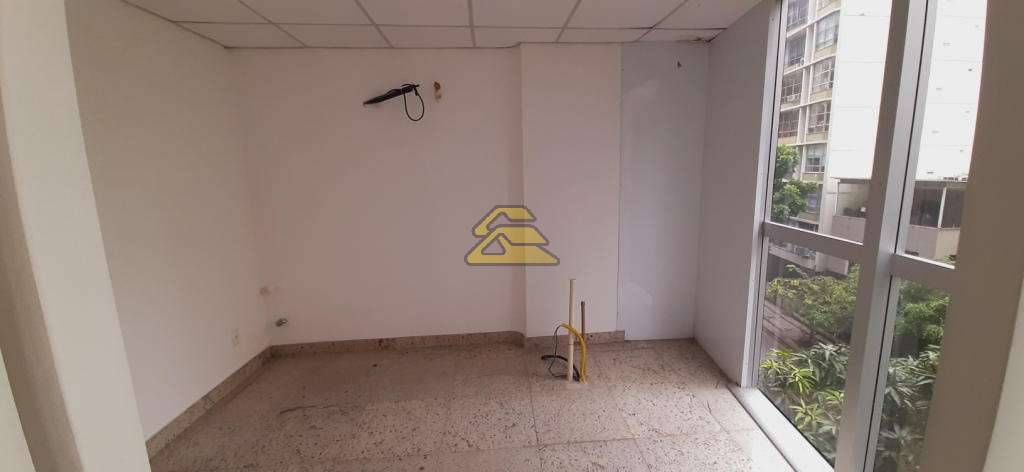 Prédio Inteiro para alugar, 800m² - Foto 25