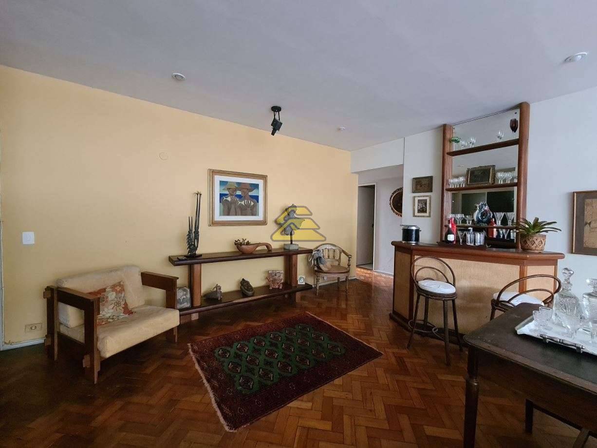 Apartamento à venda com 3 quartos, 150m² - Foto 4