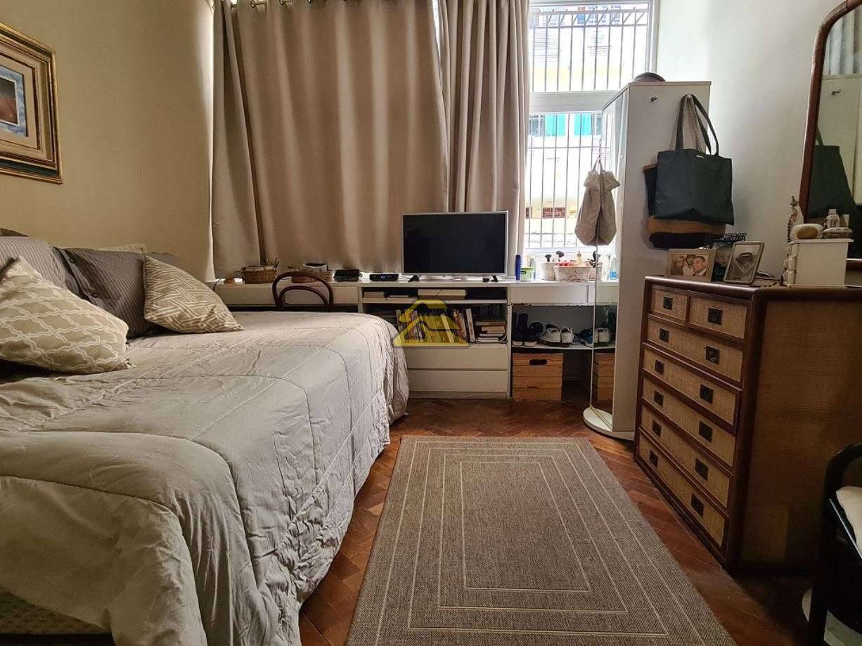Apartamento à venda com 3 quartos, 150m² - Foto 8