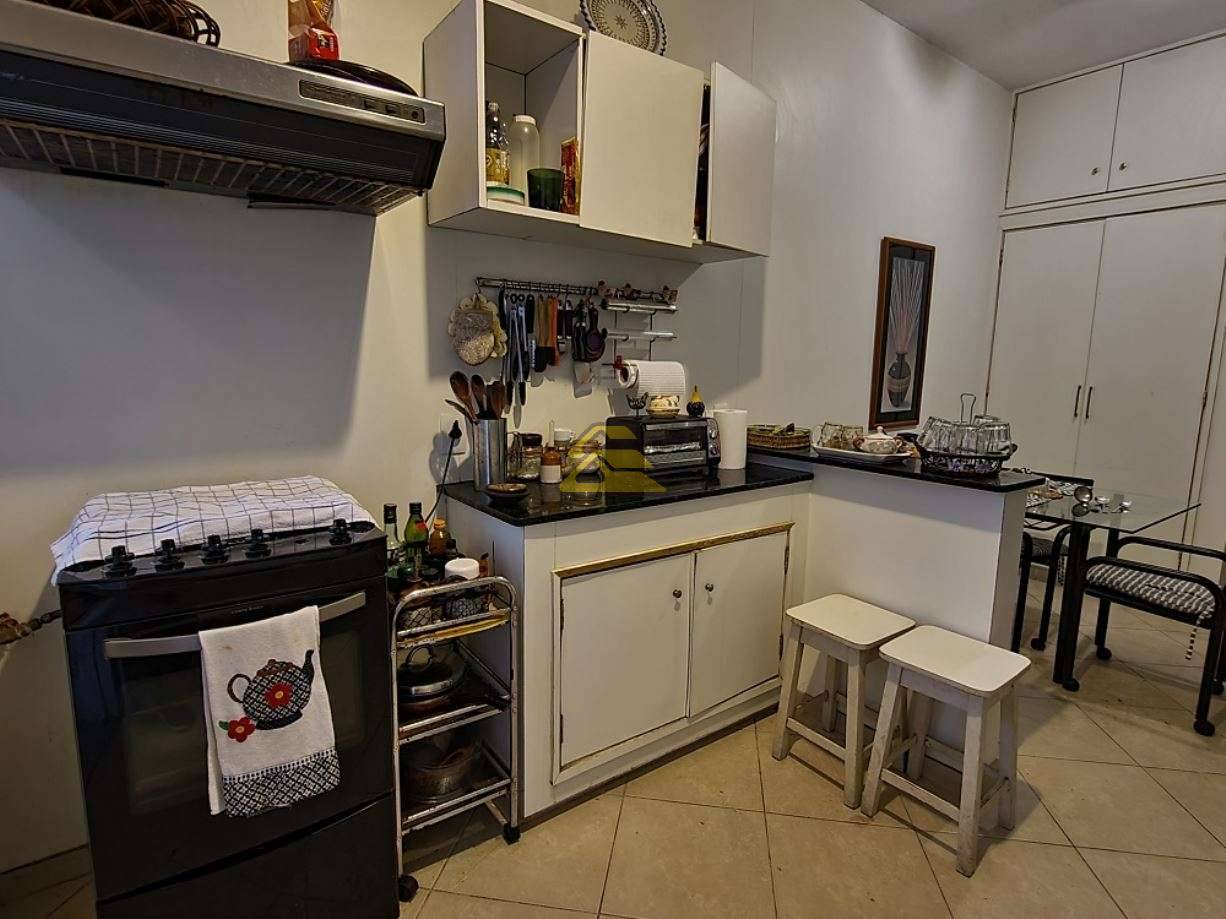Apartamento à venda com 3 quartos, 150m² - Foto 28