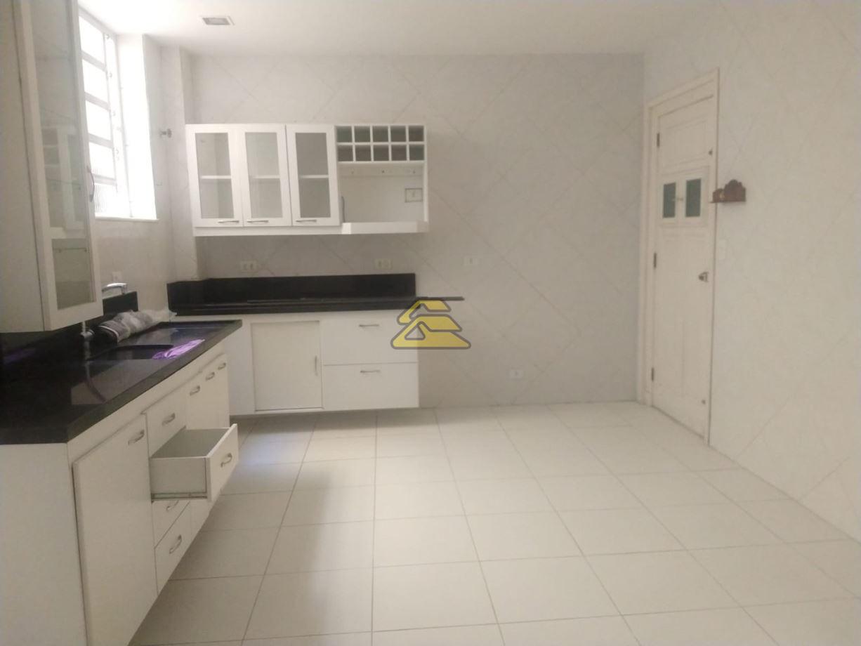 Apartamento à venda com 3 quartos, 151m² - Foto 18