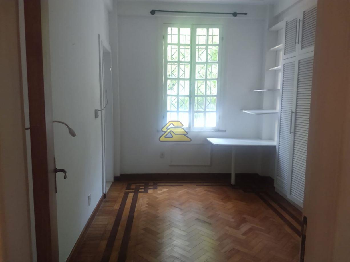 Apartamento à venda com 3 quartos, 151m² - Foto 14