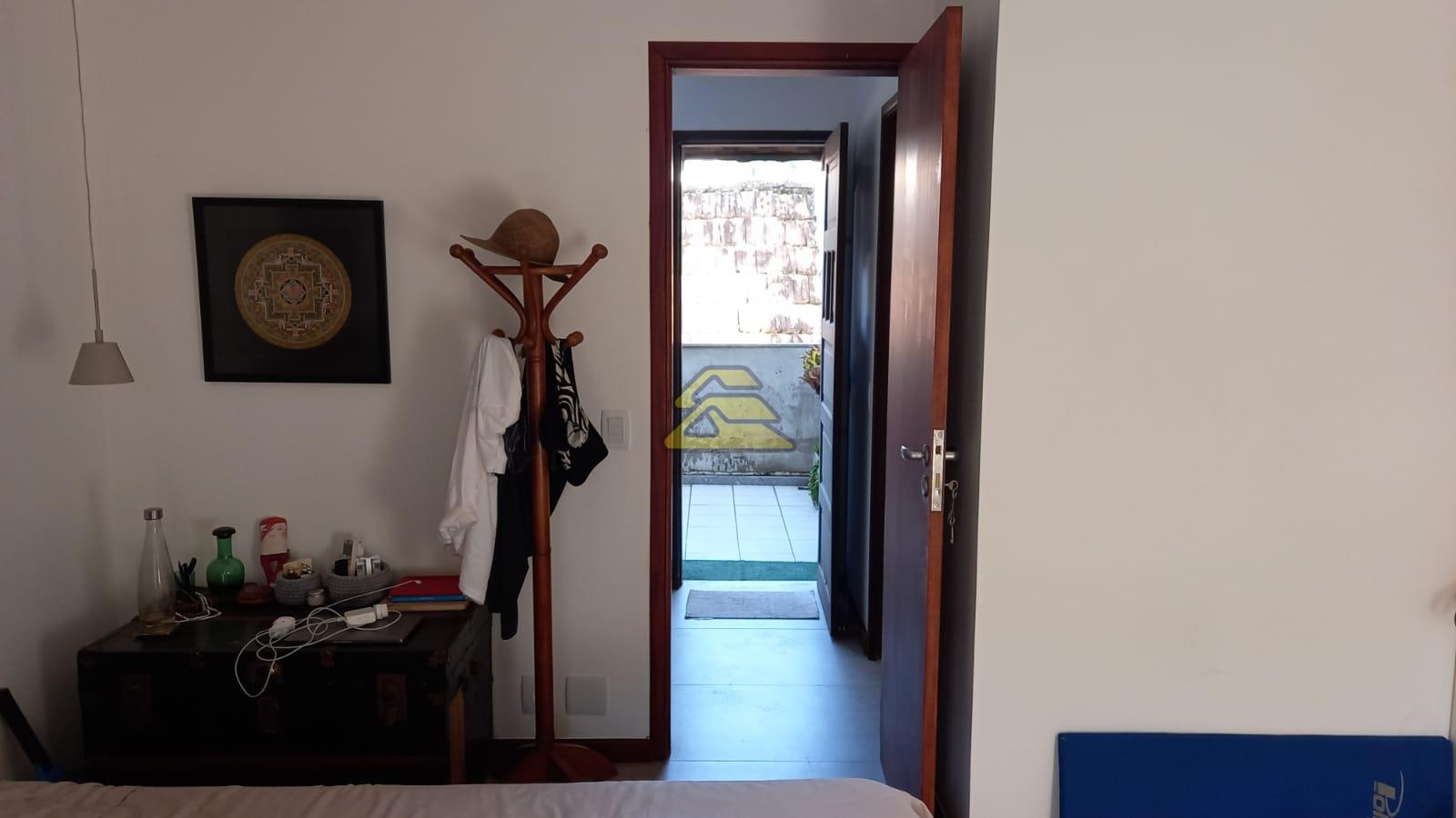 Casa à venda com 2 quartos, 106m² - Foto 17