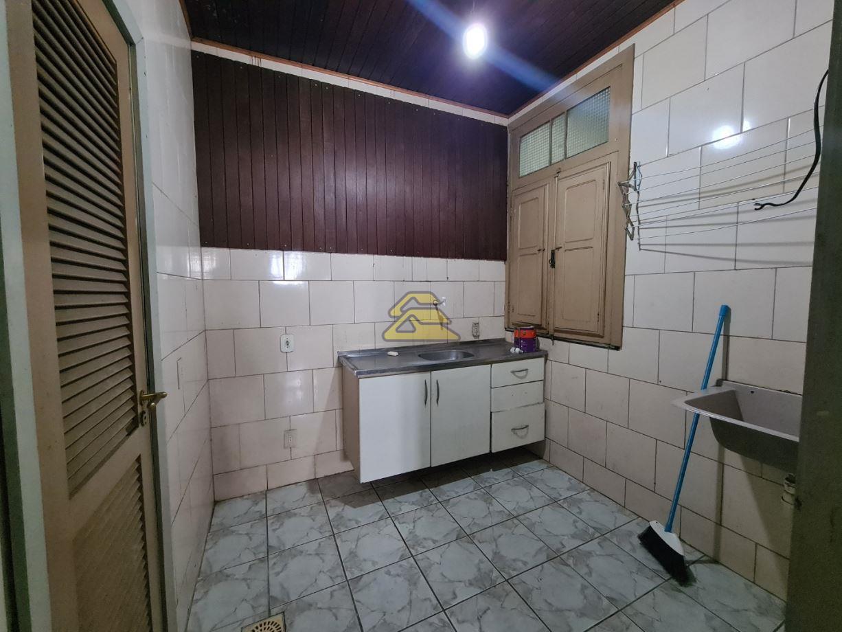 Sobrado à venda com 8 quartos, 603m² - Foto 18