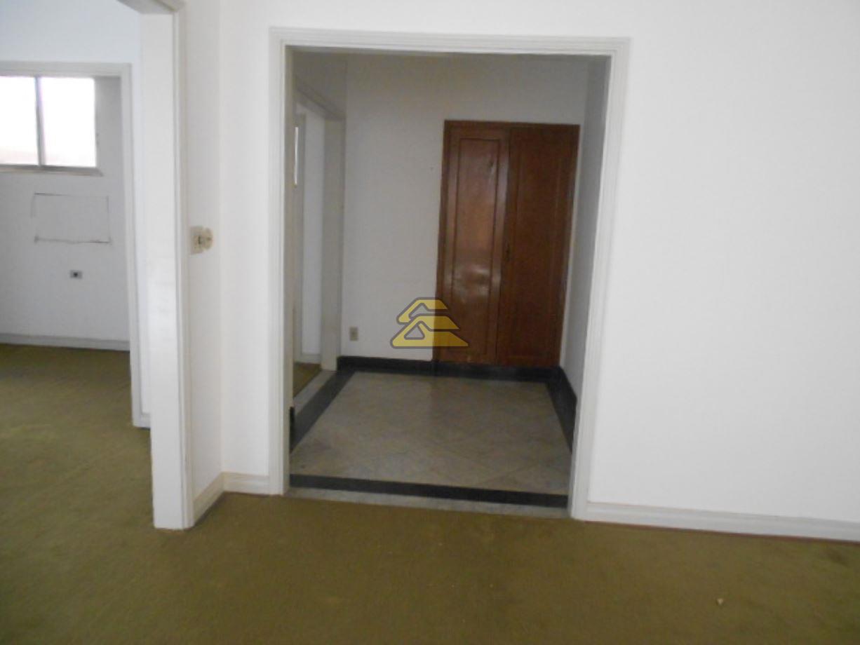 Apartamento à venda com 4 quartos, 233m² - Foto 5